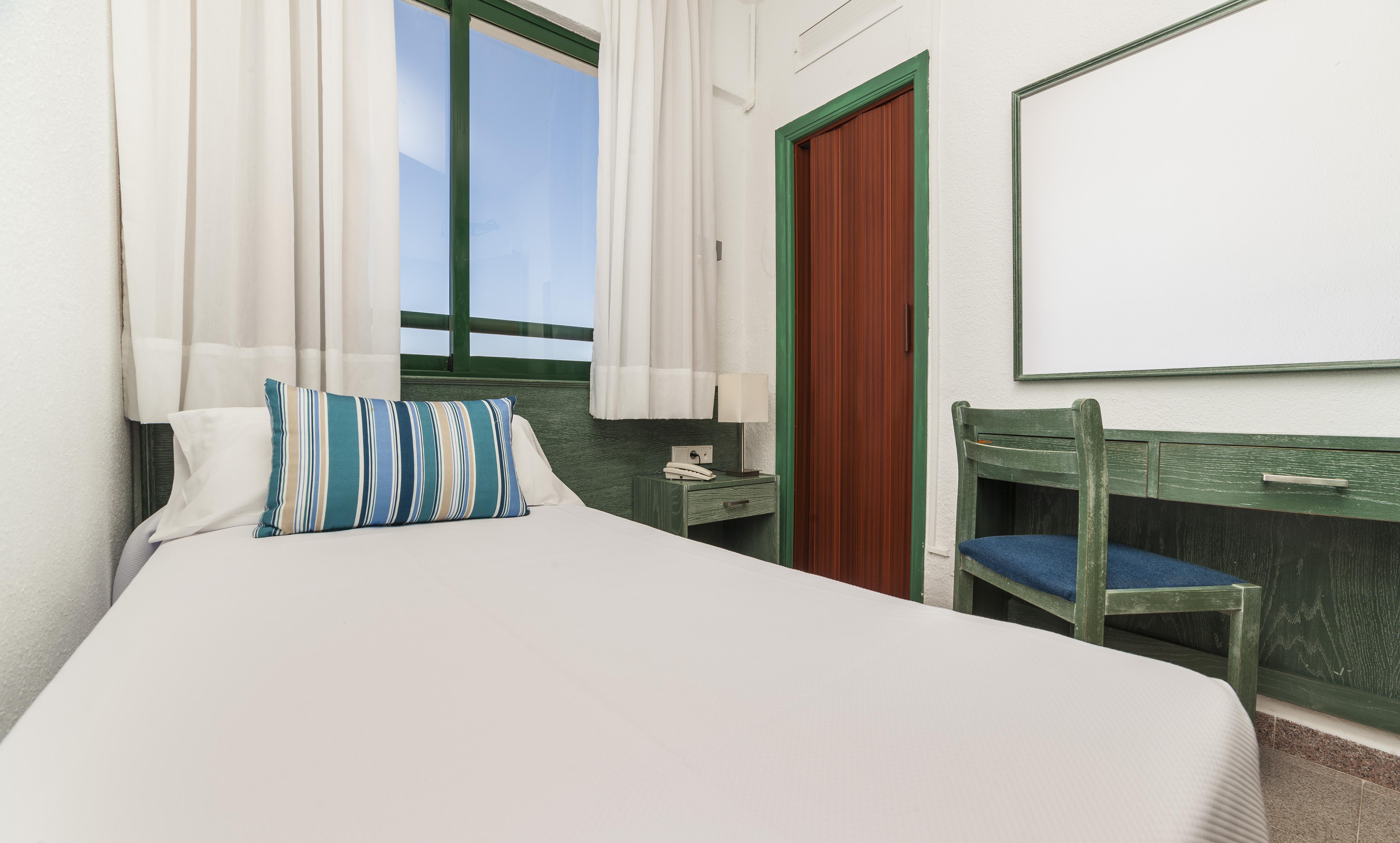 Globales Cala'N Blanes Hotel Cala'N Blanes  Eksteriør billede