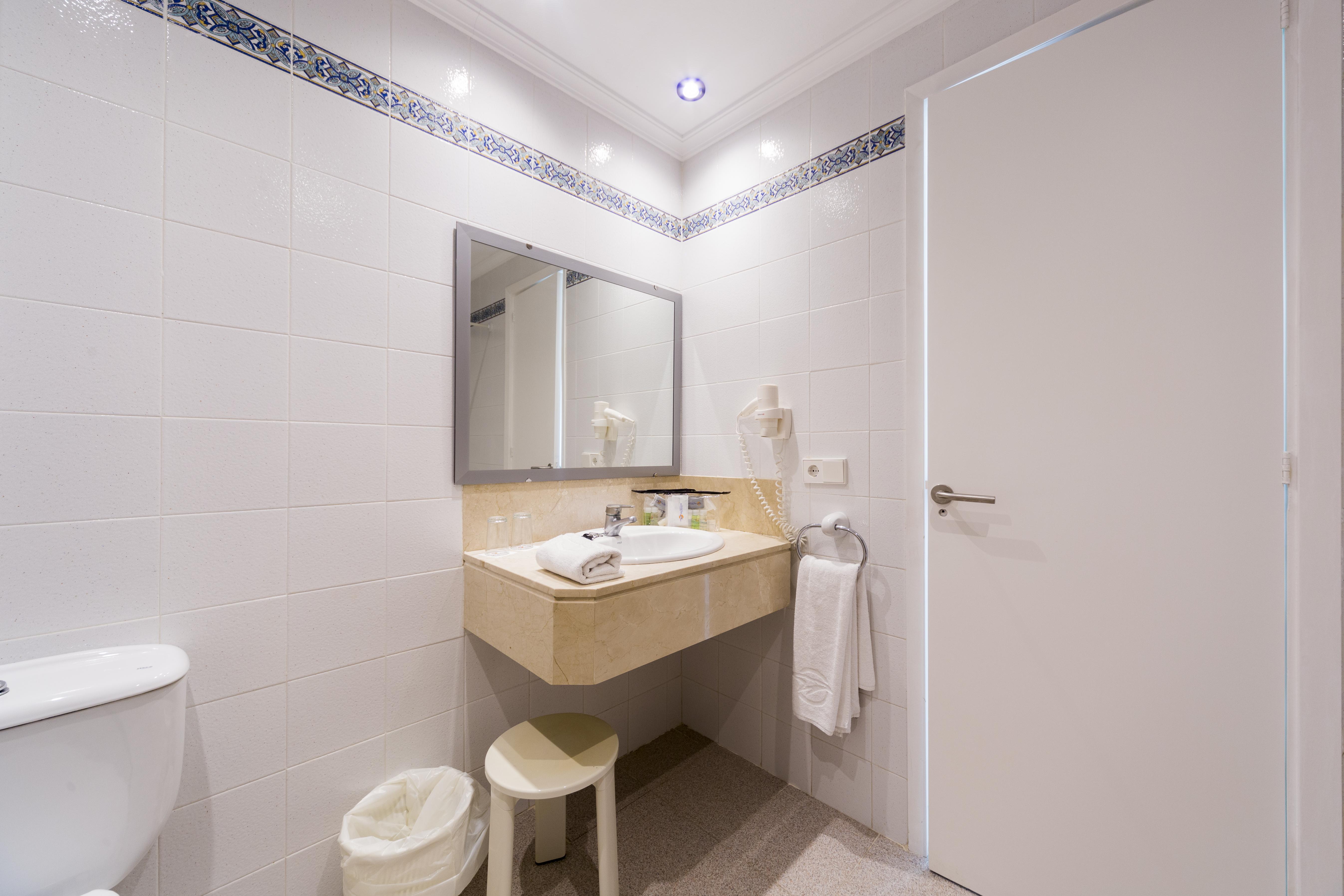 Globales Cala'N Blanes Hotel Cala'N Blanes  Eksteriør billede