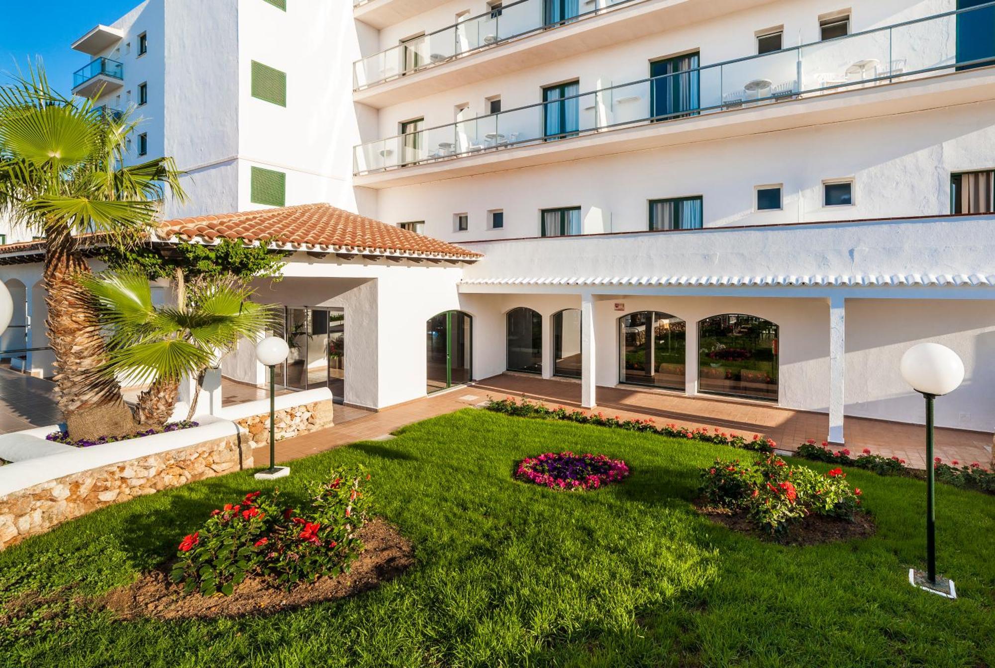 Globales Cala'N Blanes Hotel Cala'N Blanes  Eksteriør billede